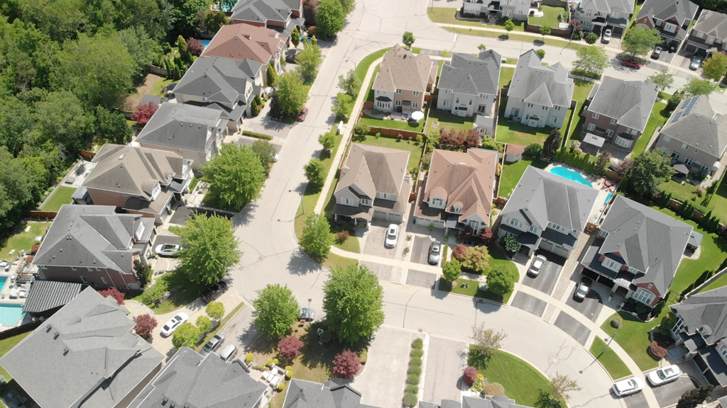 2304-canterbury-cres-pickering-2