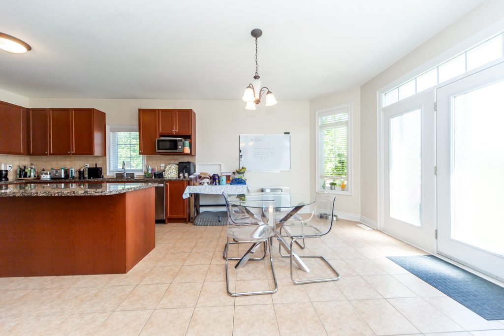 2304-canterbury-cres-pickering-22