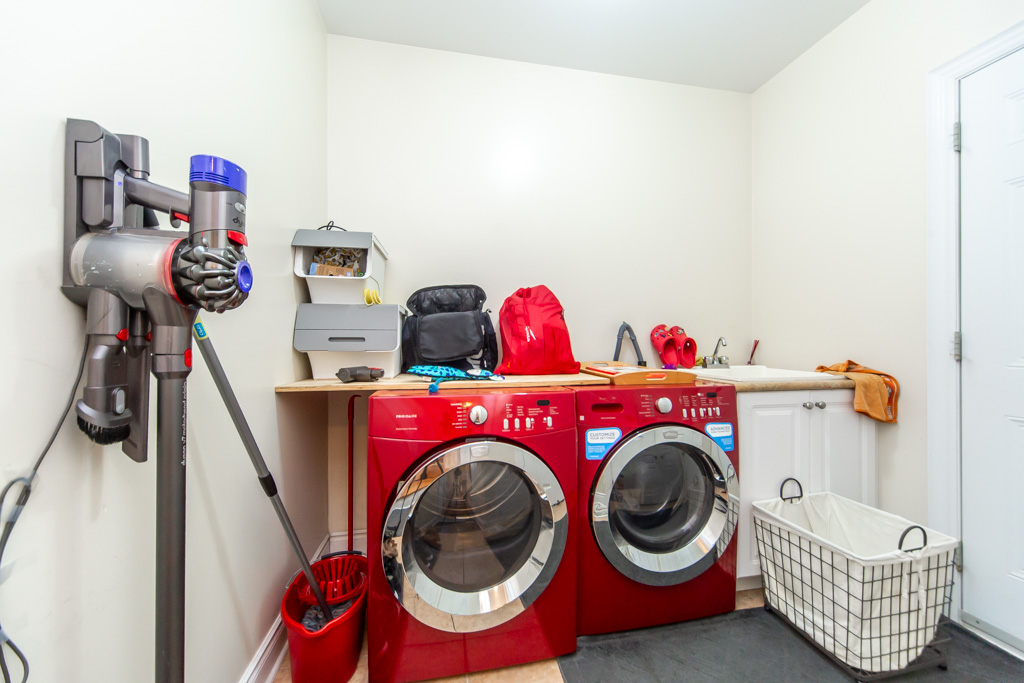 2304-canterbury-cres-pickering-31