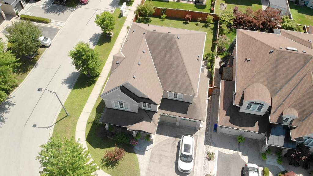 2304-canterbury-cres-pickering-4