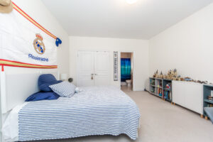2304-canterbury-cres-pickering-43