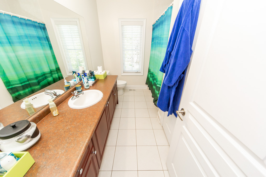 2304-canterbury-cres-pickering-50