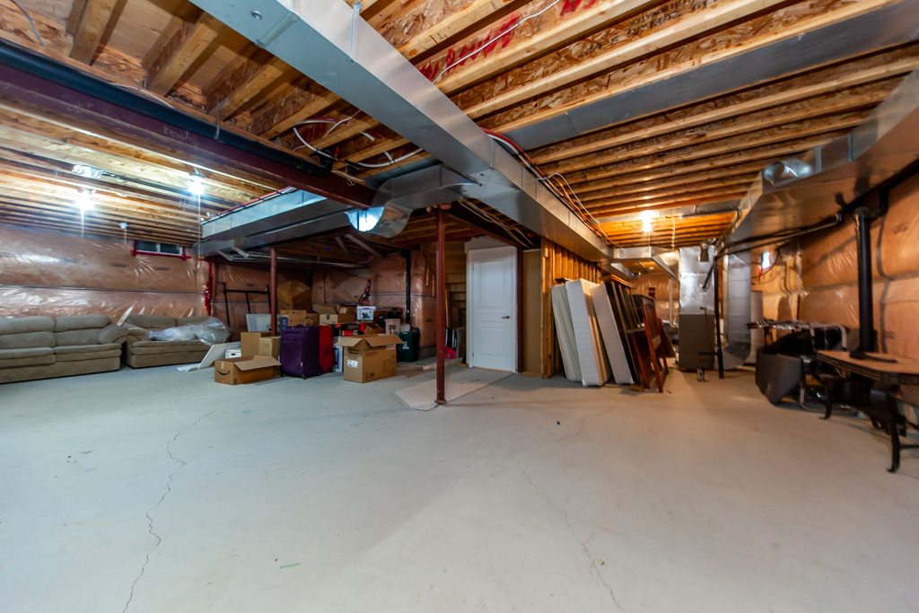 2304-canterbury-cres-pickering-52