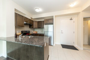 513-2522-keele-st-toronto-21