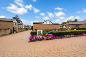 52-2-dailing-gate-scarborough-mls-de-wm-1