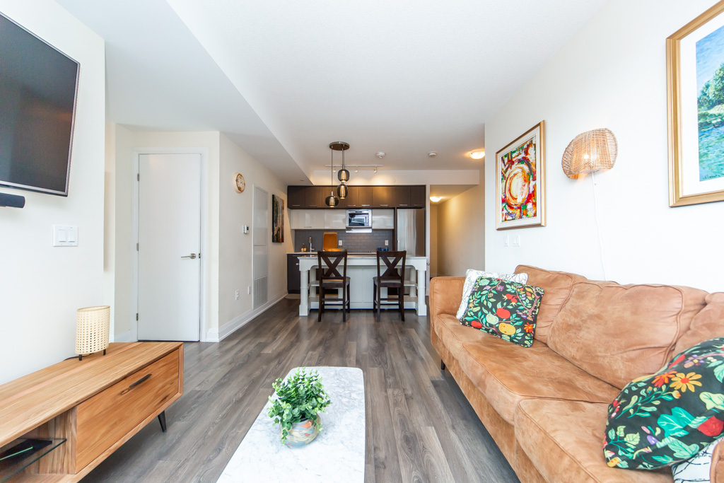 605-4800-highway-7-woodbridge-13