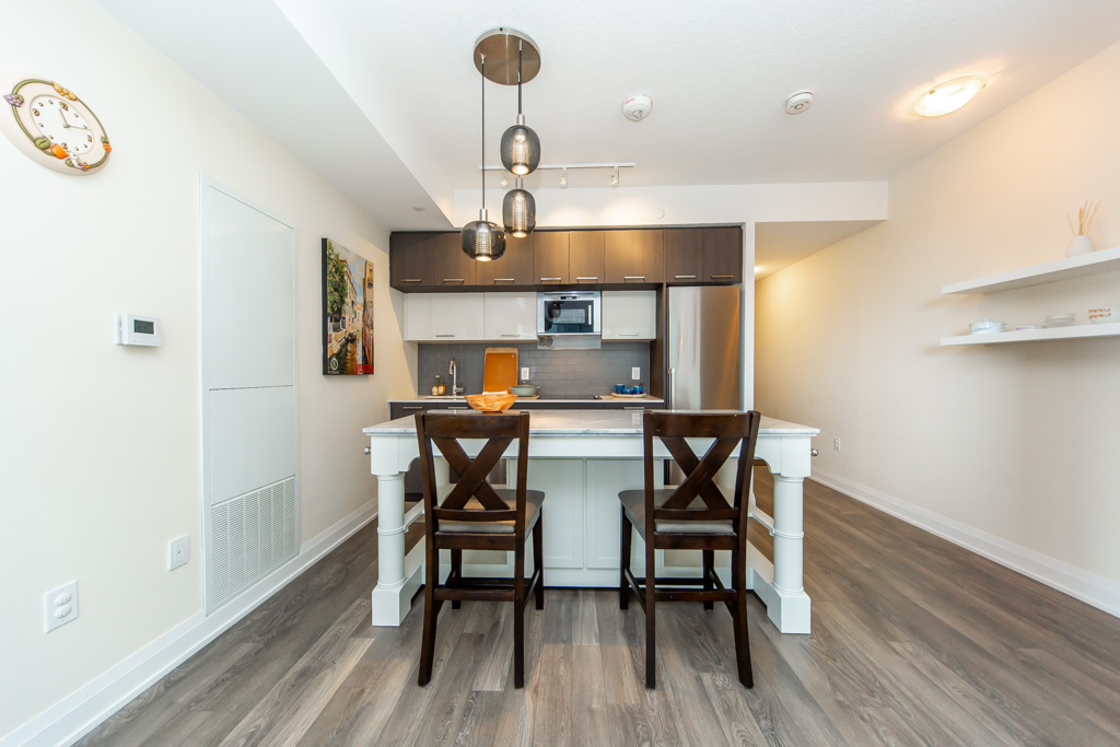 605-4800-highway-7-woodbridge-15