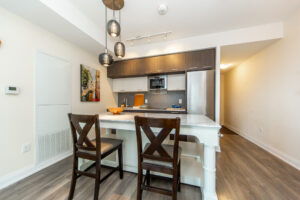 605-4800-highway-7-woodbridge-17