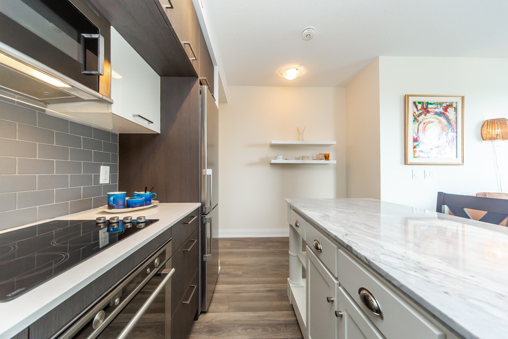605-4800-highway-7-woodbridge-19