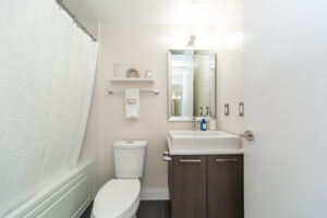 605-4800-highway-7-woodbridge-36