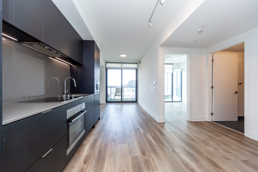 821-86-dundas-st-e-mississauga-11