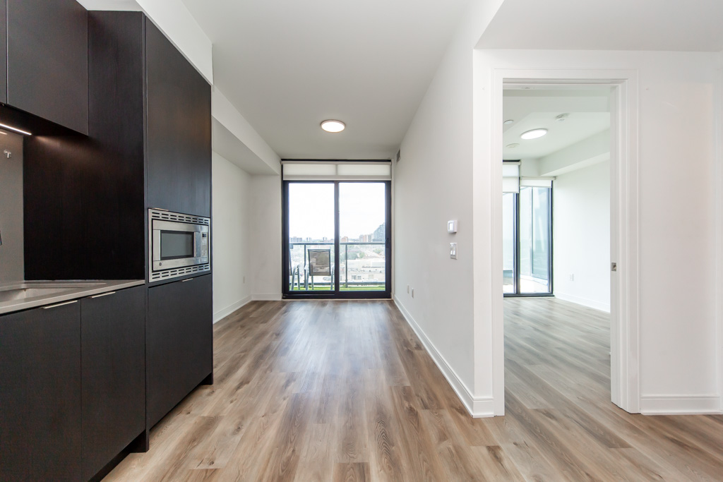 821-86-dundas-st-e-mississauga-14