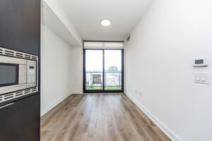 821-86-dundas-st-e-mississauga-15