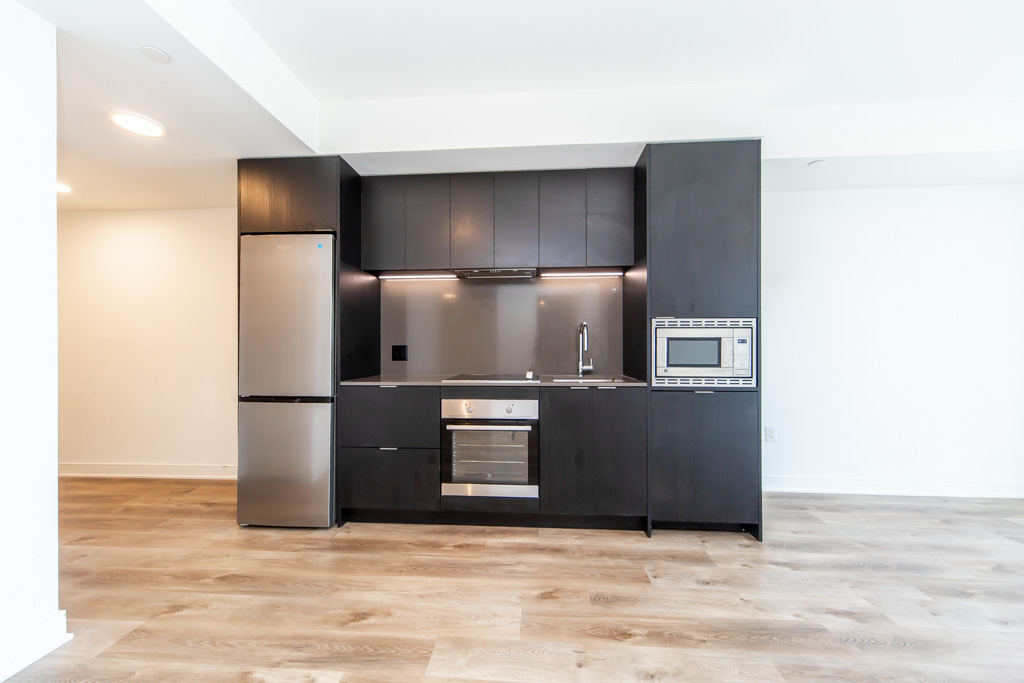 821-86-dundas-st-e-mississauga-19