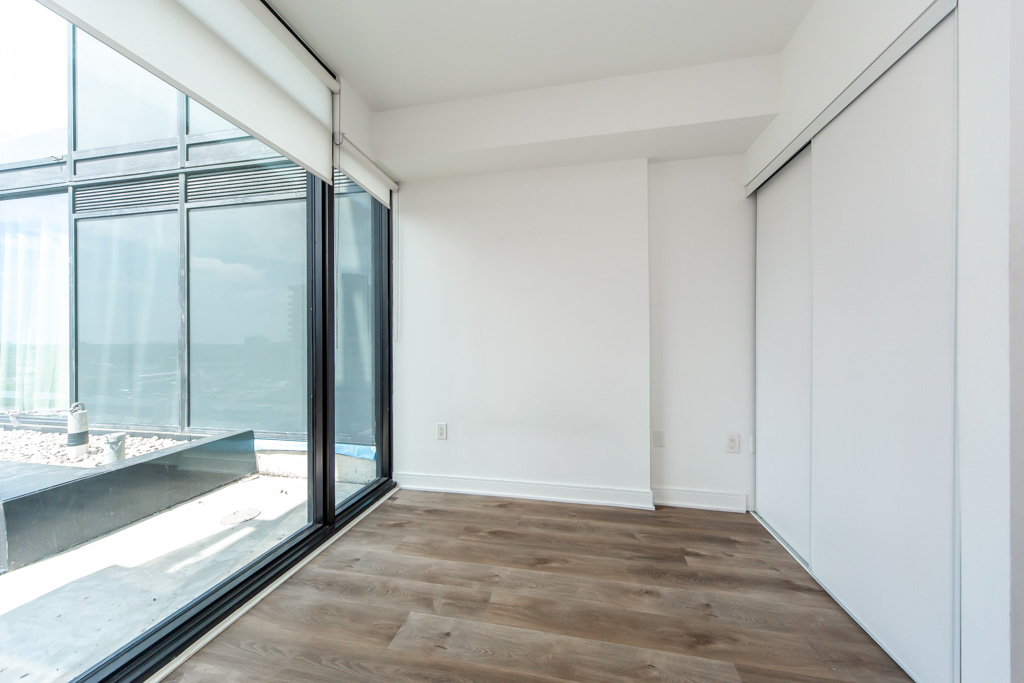 821-86-dundas-st-e-mississauga-27