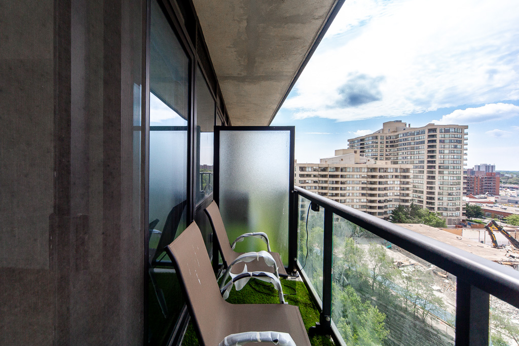 821-86-dundas-st-e-mississauga-35
