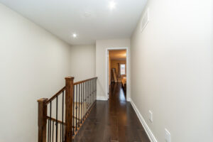 83-spruce-pine-cres-vaughan-31
