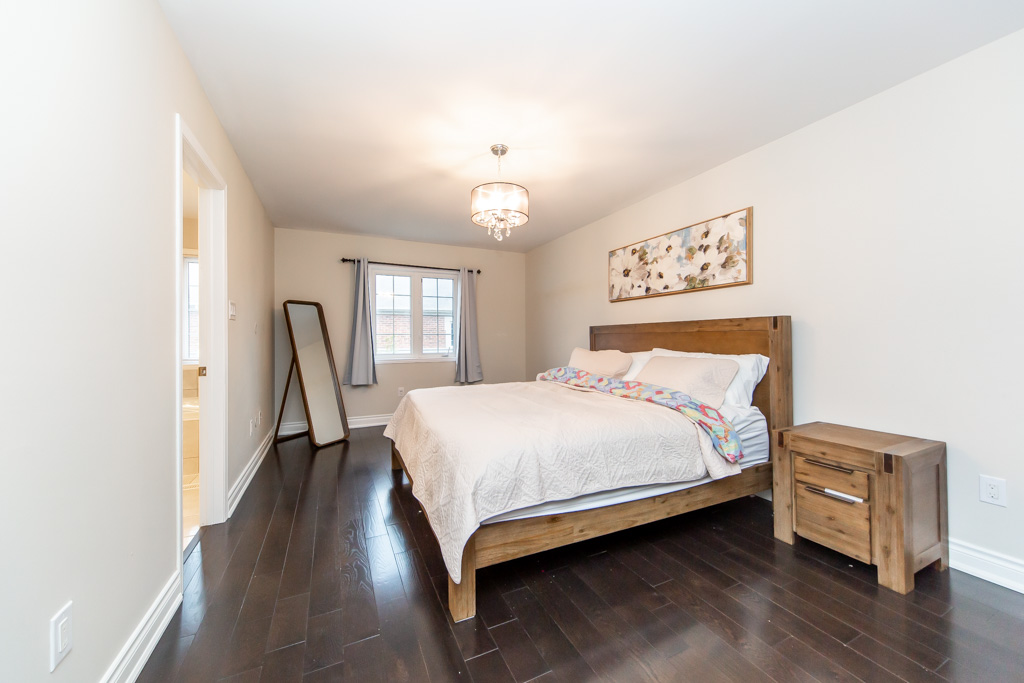 83-spruce-pine-cres-vaughan-32
