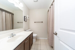 83-spruce-pine-cres-vaughan-43
