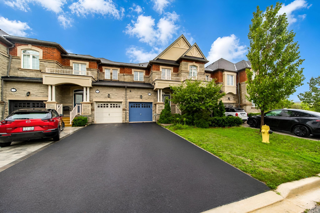 83-spruce-pine-cres-vaughan-5