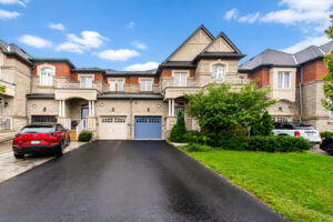 83-spruce-pine-cres-vaughan-6