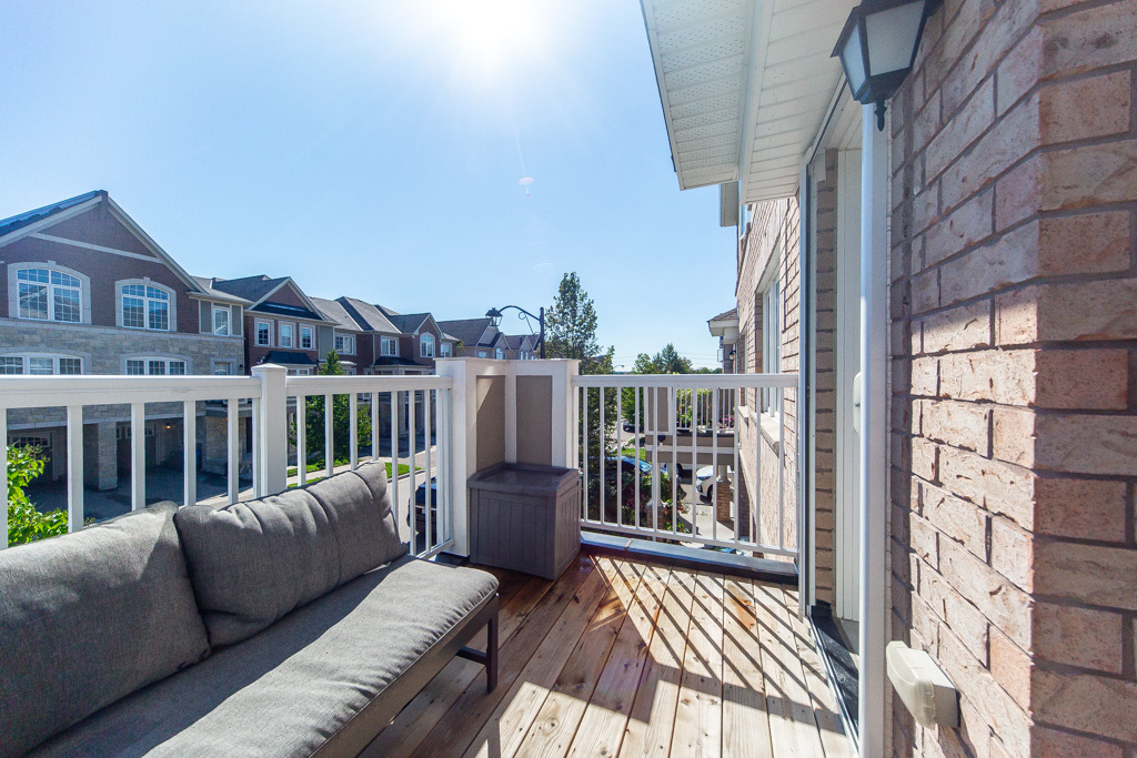 38-minlow-way-aurora-18