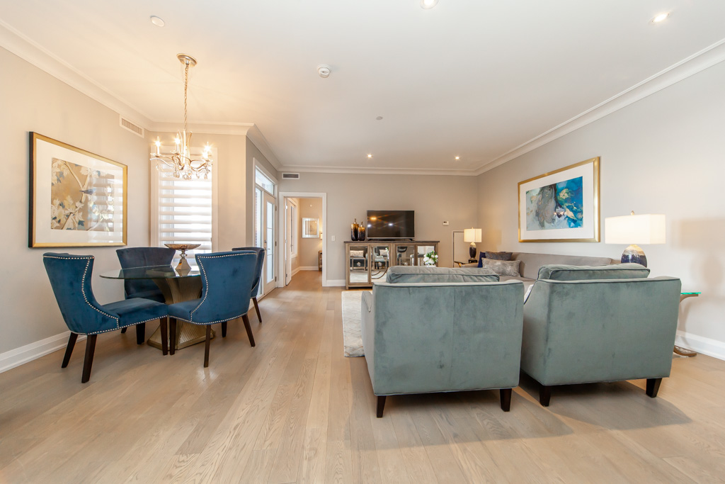 215-7-bond-cres-richmond-hill-12