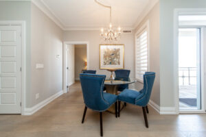 215-7-bond-cres-richmond-hill-18