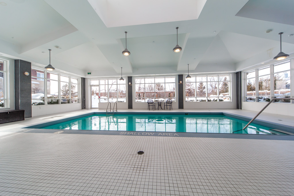 215-7-bond-cres-richmond-hill-42