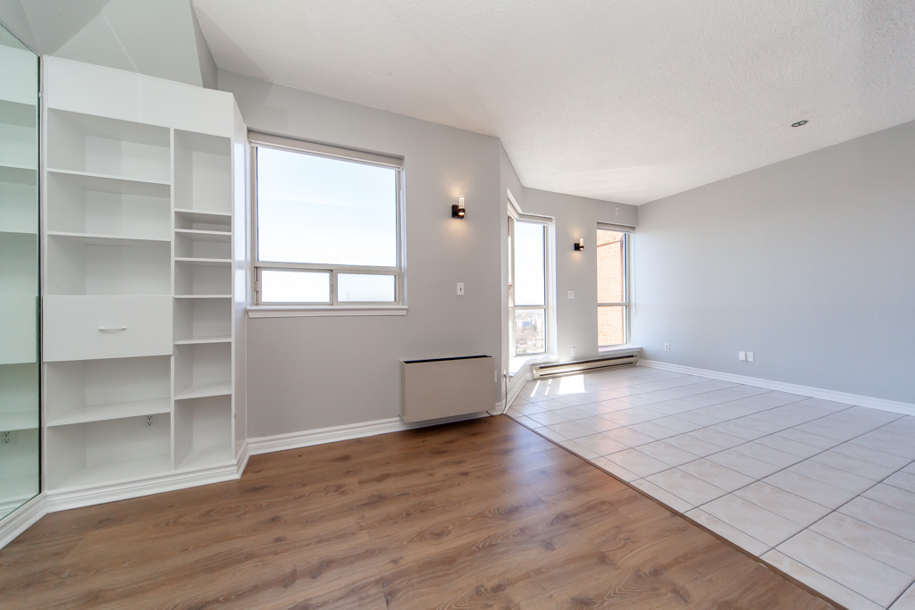 ph17-2460-eglinton-ave-e-scarborough-11