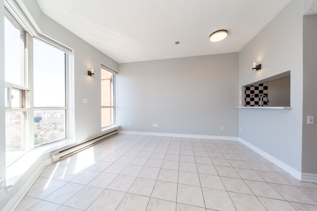 ph17-2460-eglinton-ave-e-scarborough-13