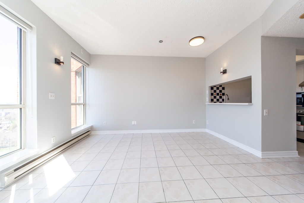 ph17-2460-eglinton-ave-e-scarborough-14
