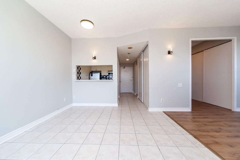 ph17-2460-eglinton-ave-e-scarborough-16
