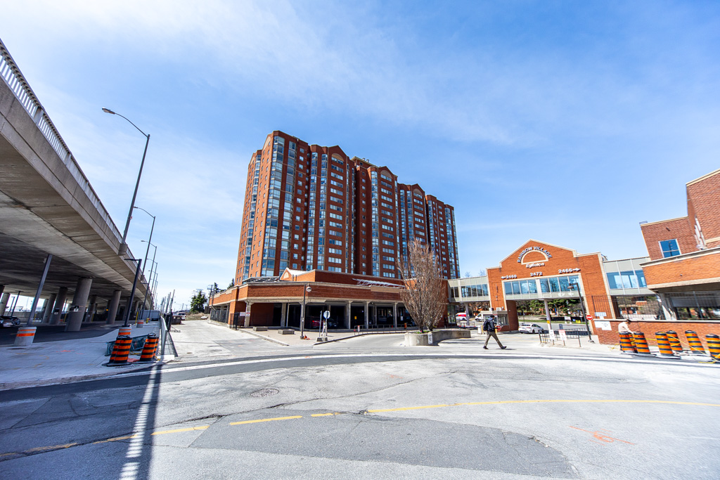 ph17-2460-eglinton-ave-e-scarborough-2