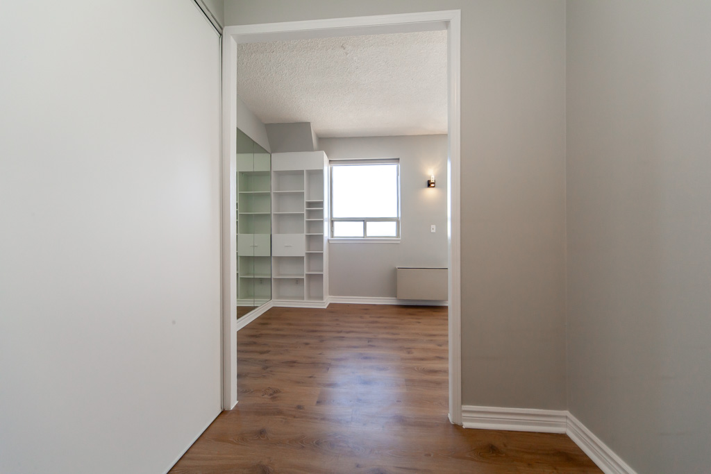ph17-2460-eglinton-ave-e-scarborough-26