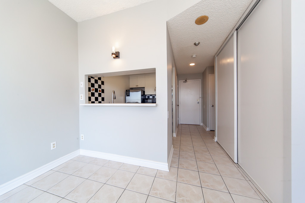ph17-2460-eglinton-ave-e-scarborough-27