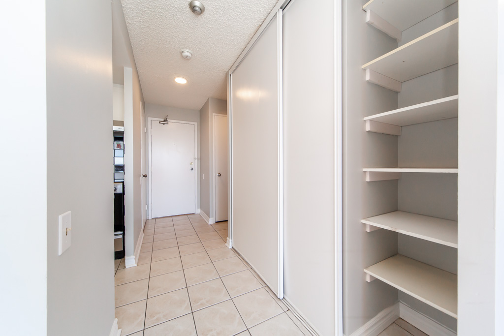ph17-2460-eglinton-ave-e-scarborough-28