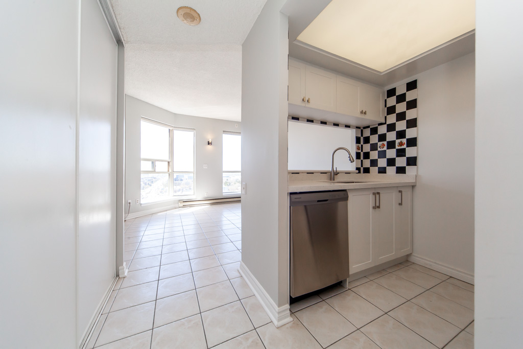ph17-2460-eglinton-ave-e-scarborough-30