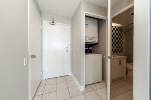 ph17-2460-eglinton-ave-e-scarborough-35
