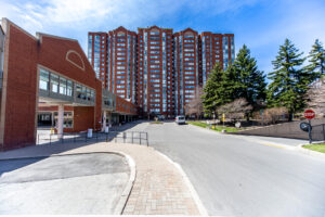ph17-2460-eglinton-ave-e-scarborough-4