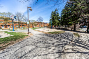 ph17-2460-eglinton-ave-e-scarborough-41