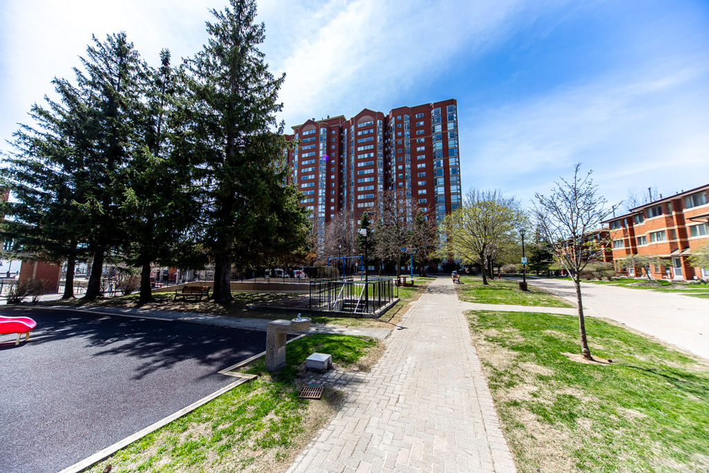 ph17-2460-eglinton-ave-e-scarborough-43
