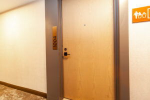 1004-225-village-green-sq-scarborough-10