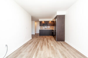1004-225-village-green-sq-scarborough-18