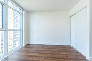 1004-225-village-green-sq-scarborough-32
