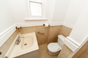 109-auburn-ave-toronto-36