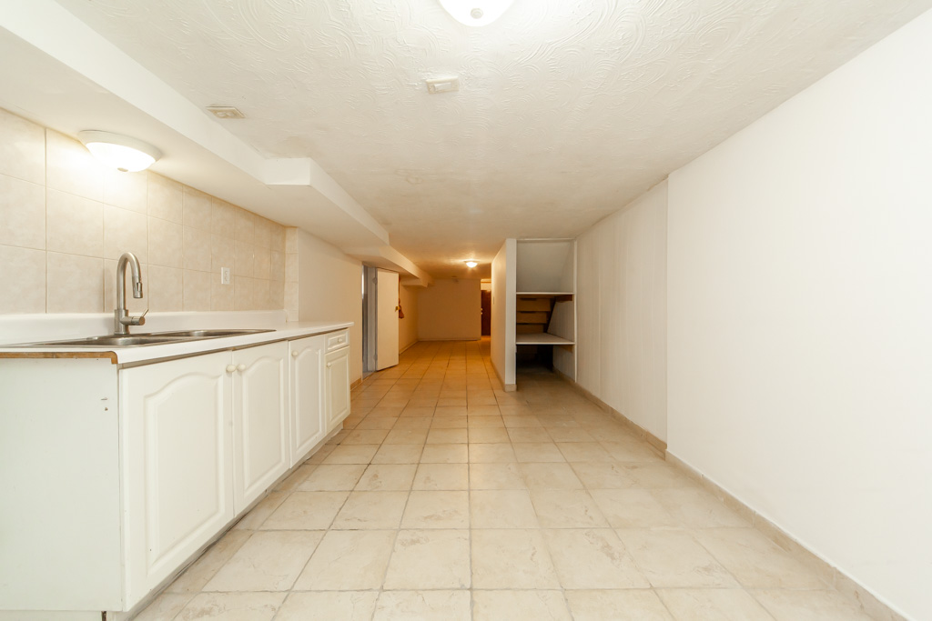 109-auburn-ave-toronto-38