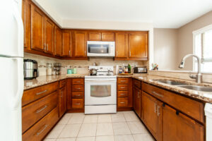 20-rosemarie-cres-whitby-22