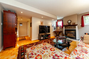 20-rosemarie-cres-whitby-36