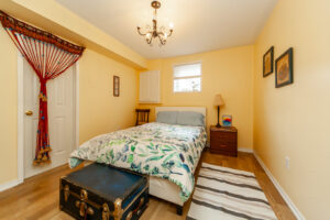 20-rosemarie-cres-whitby-40